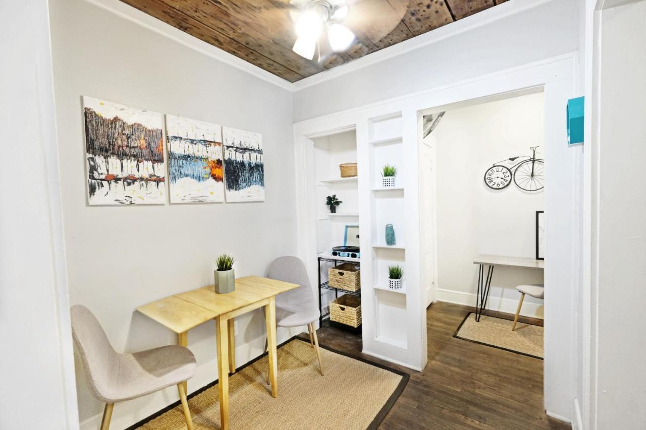 Urban Convenience Studio Flat Dallas Extérieur photo