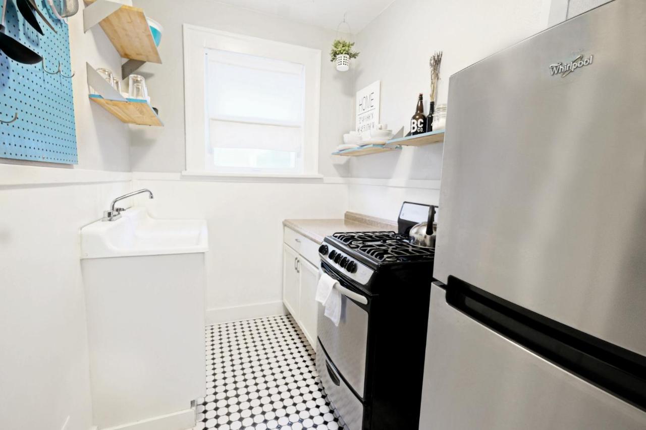 Urban Convenience Studio Flat Dallas Extérieur photo