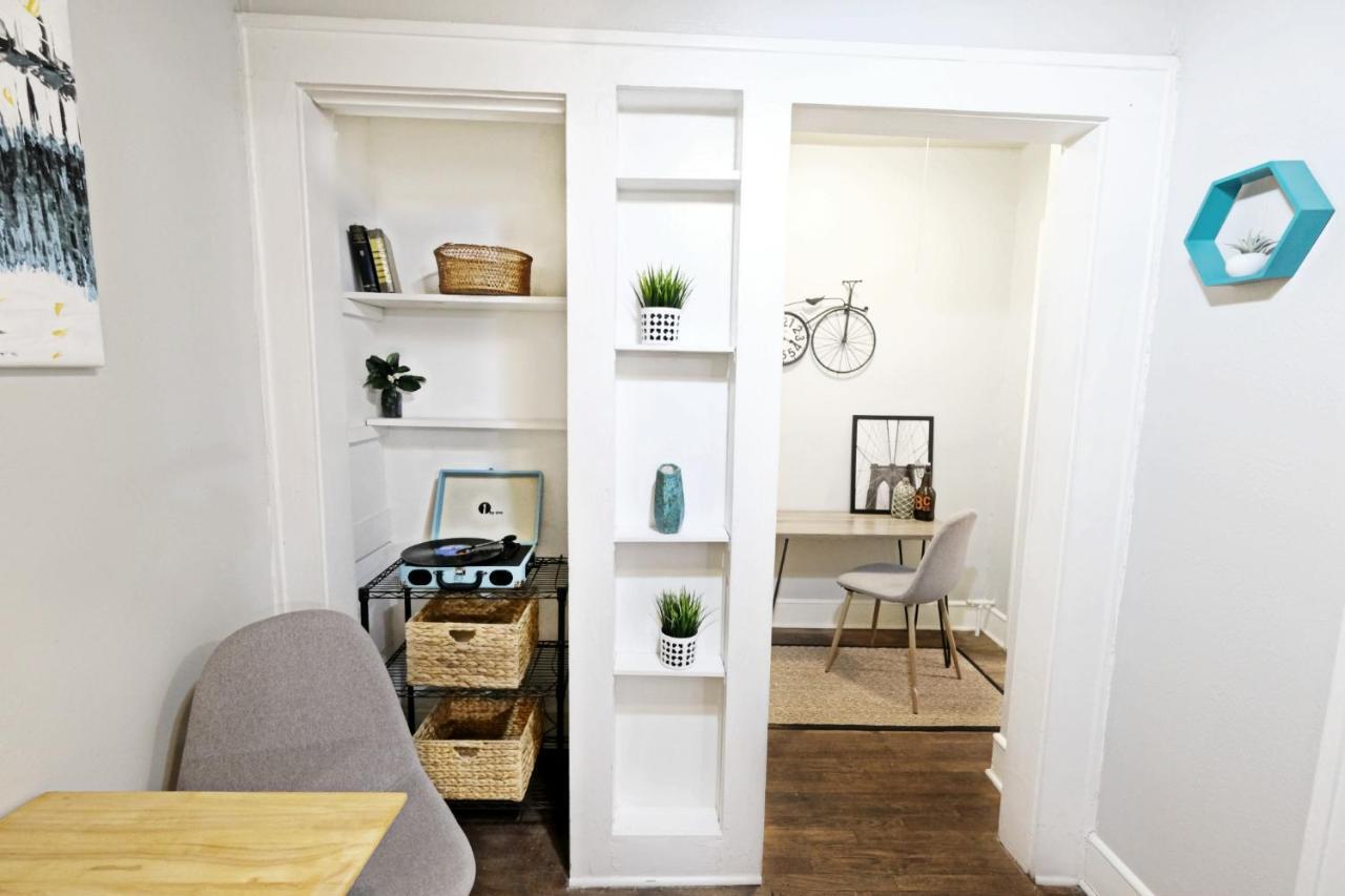 Urban Convenience Studio Flat Dallas Extérieur photo